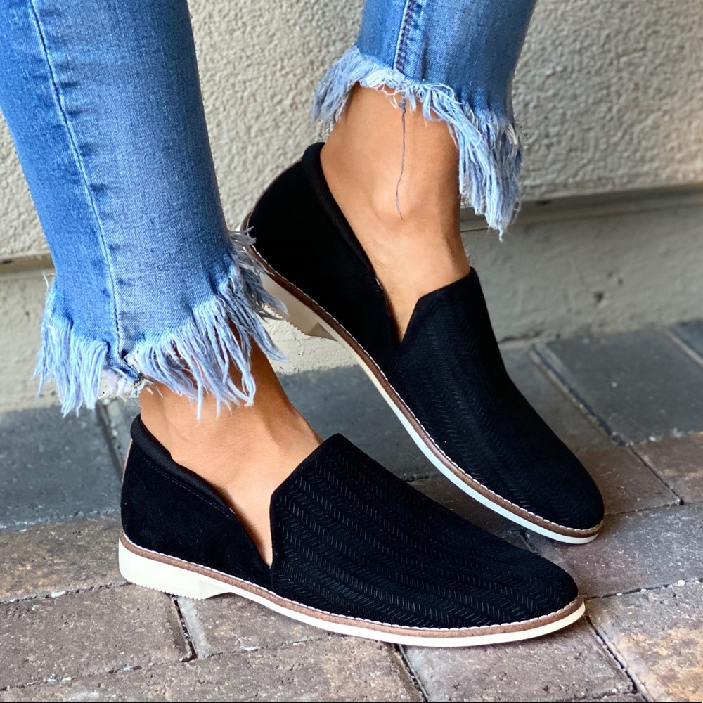 Black Perforated Slip-On Casual Boyfriend Loafers - Picture 2 of 12